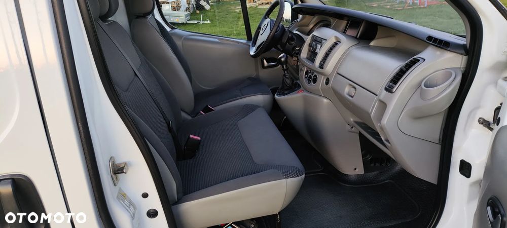 Opel Vivaro - 7