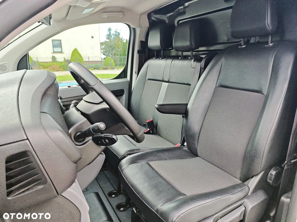 Opel VIVARO - 16