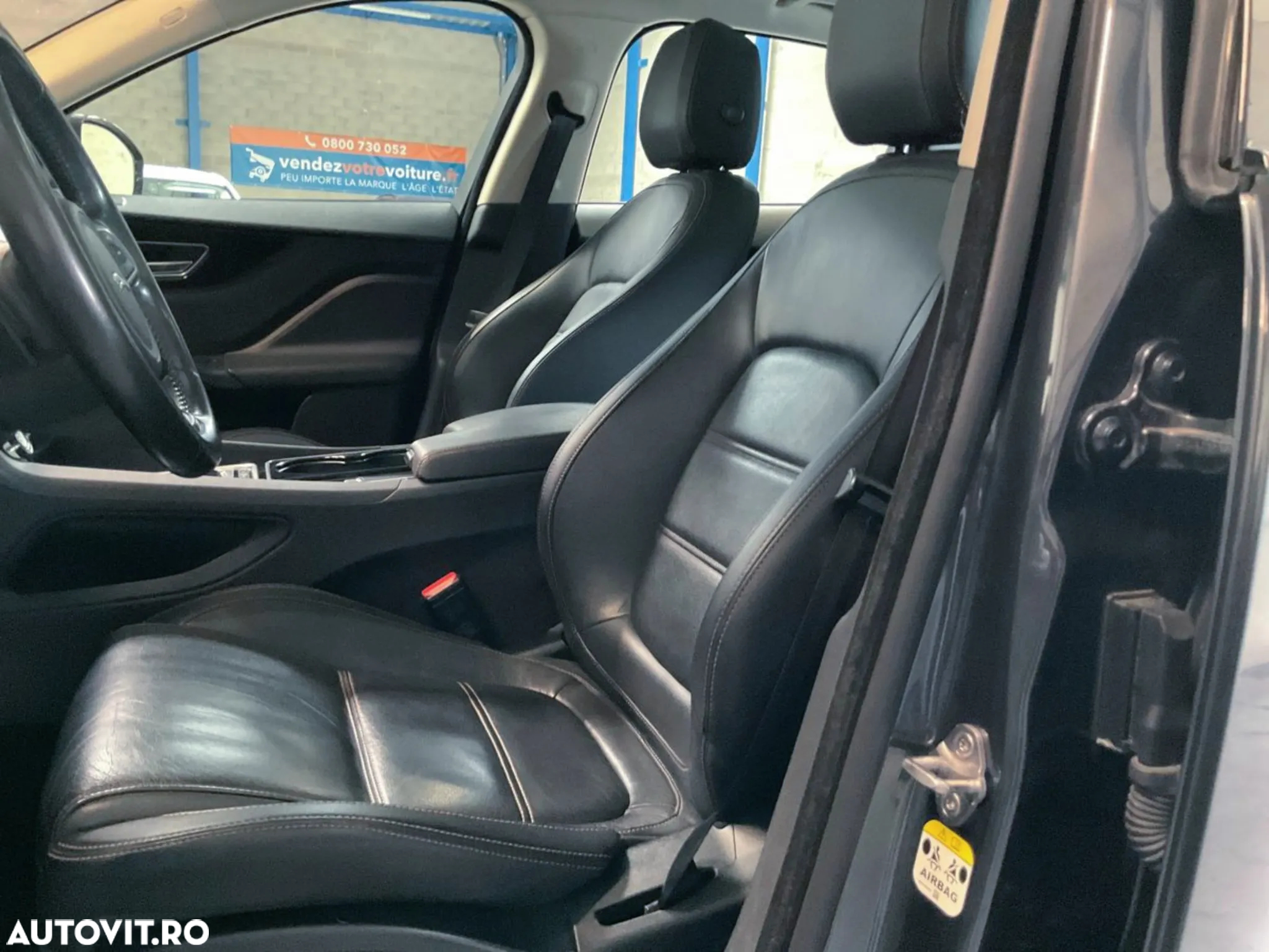 Jaguar F-Pace 20d AWD Aut. Prestige - 7