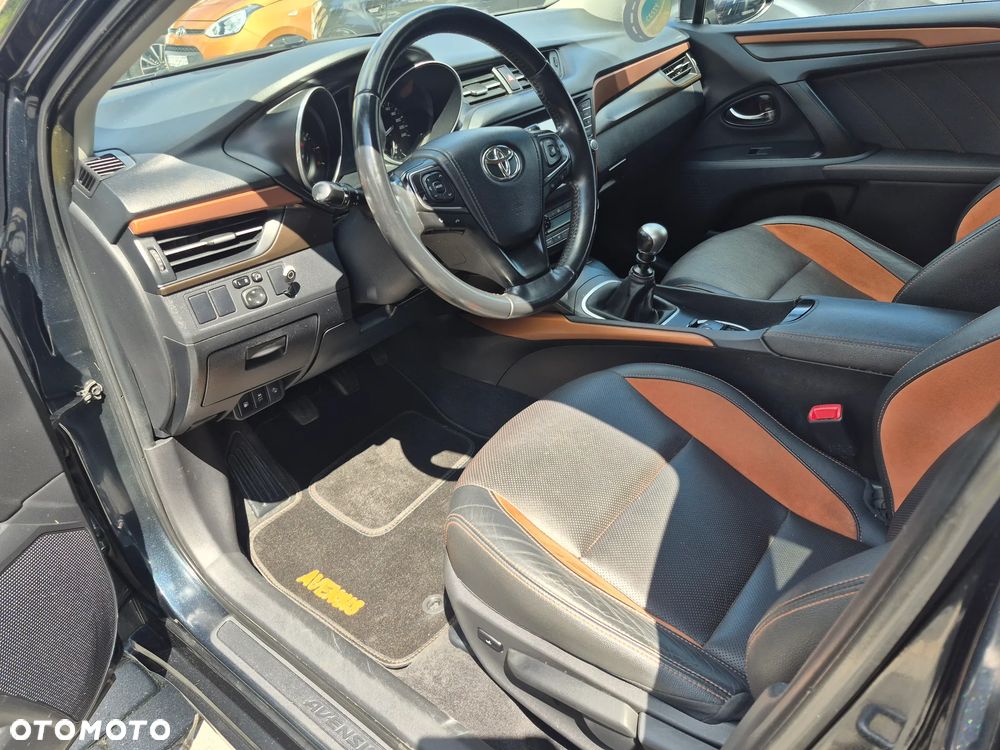 Toyota Avensis 1.8 Business Edition - 26