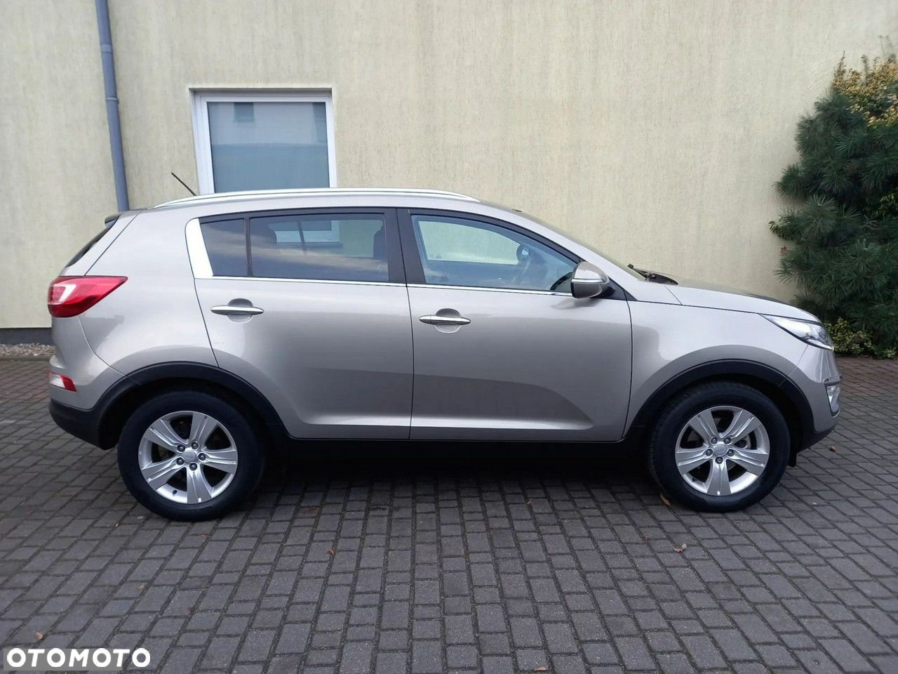 Kia Sportage - 10