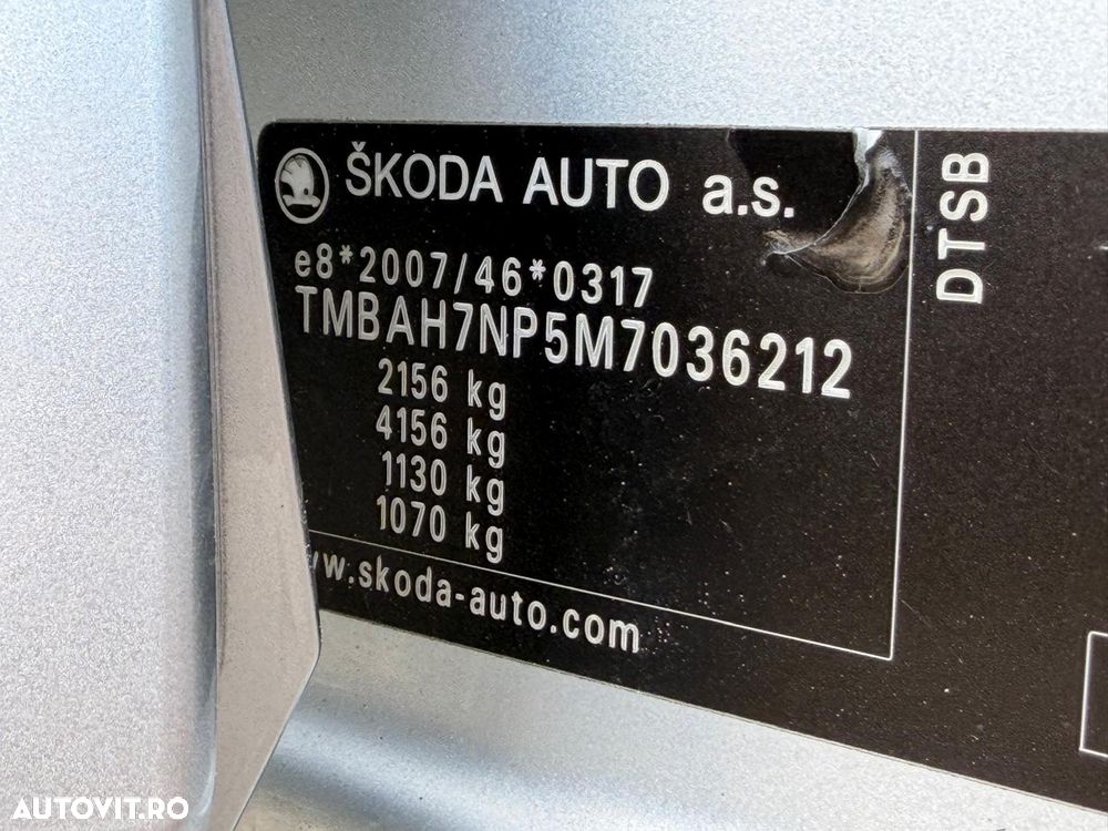 Skoda Superb 2.0 TDI DSG Style - 34