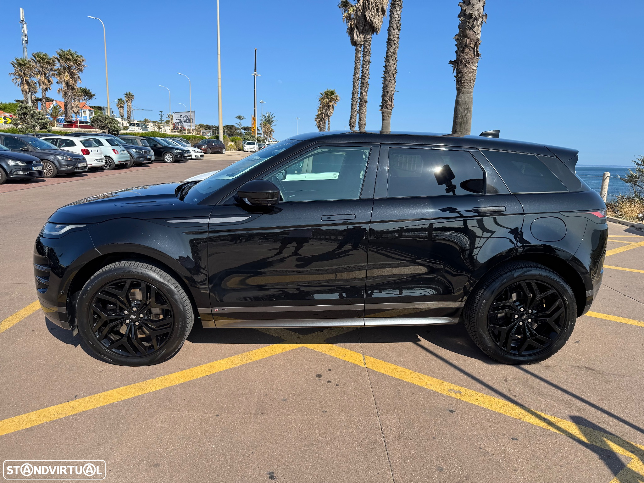 Land Rover Range Rover Evoque 1.5 P300e AWD R-Dynamic HSE Auto - 12
