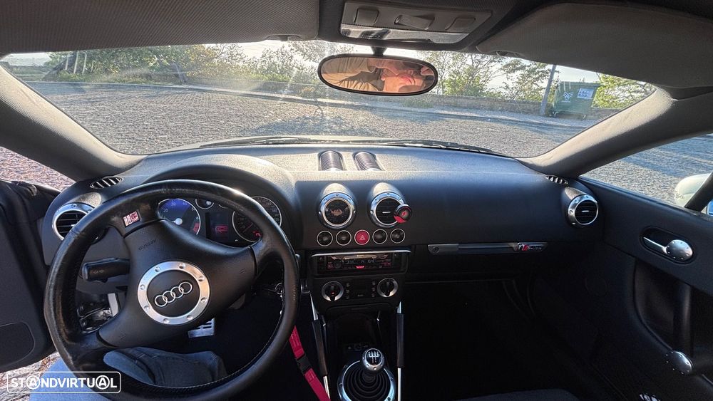 Audi TT Coupé 1.8 T S-line - 10