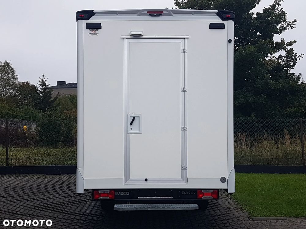 Iveco DAILY KONTENER NISKOPODŁOGOWY 4,43x2,23x2,42 SKLEP FOODTRUCK BAR KLIMA KONIOWÓZ KAMPER - 16