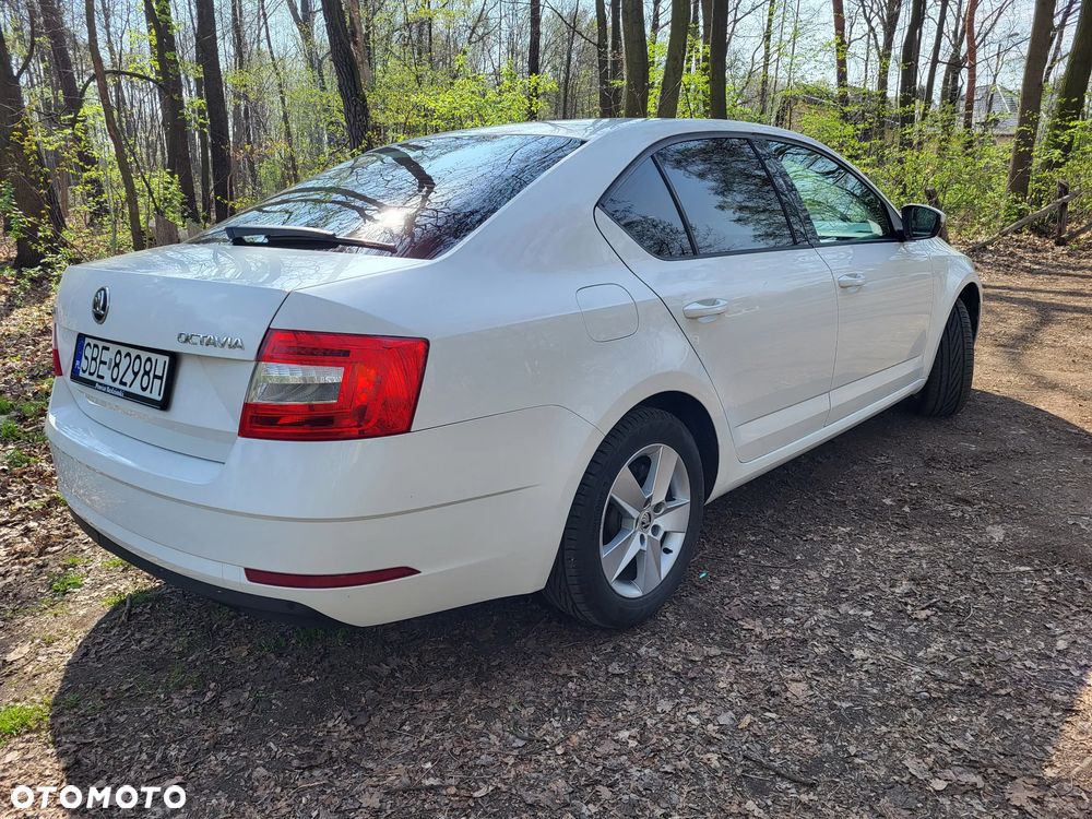 Skoda Octavia 1.6 TDI SCR Ambition - 3