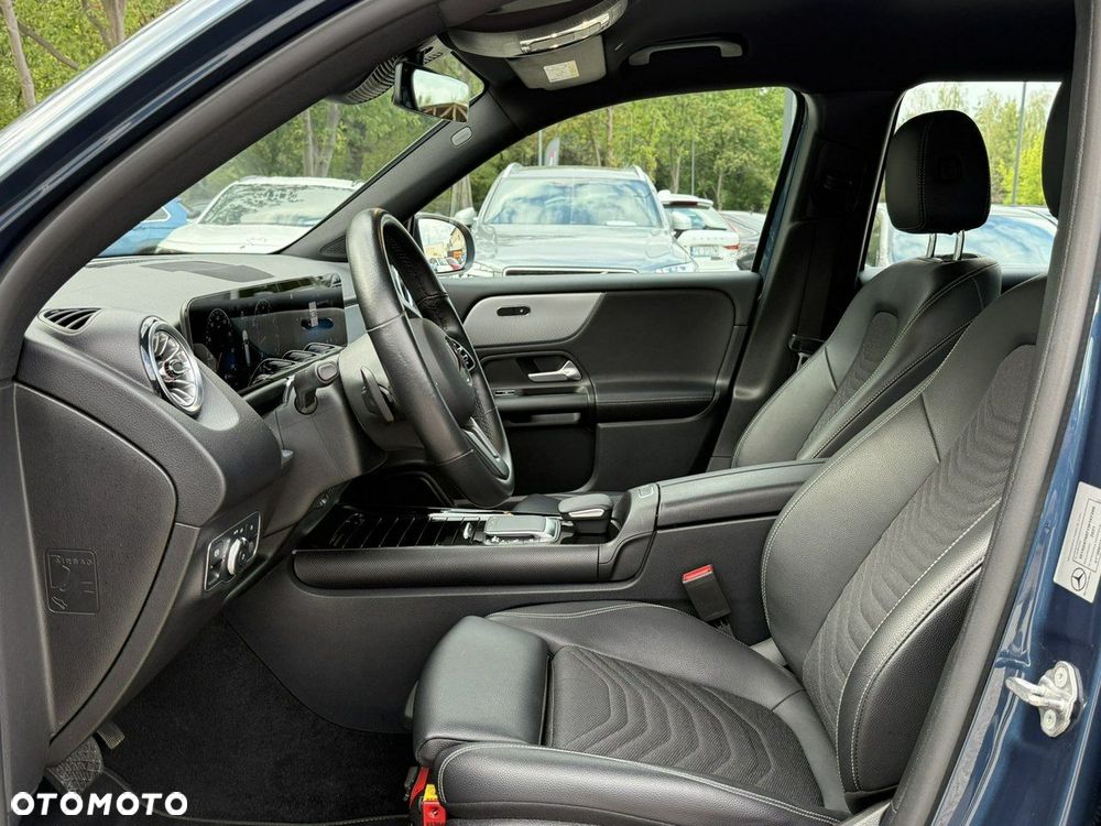 Mercedes-Benz GLB 200 7G-DCT - 12