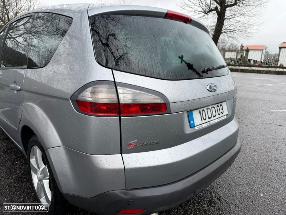 Ford S-Max 1.8 TDCi Titanium 7L - 7