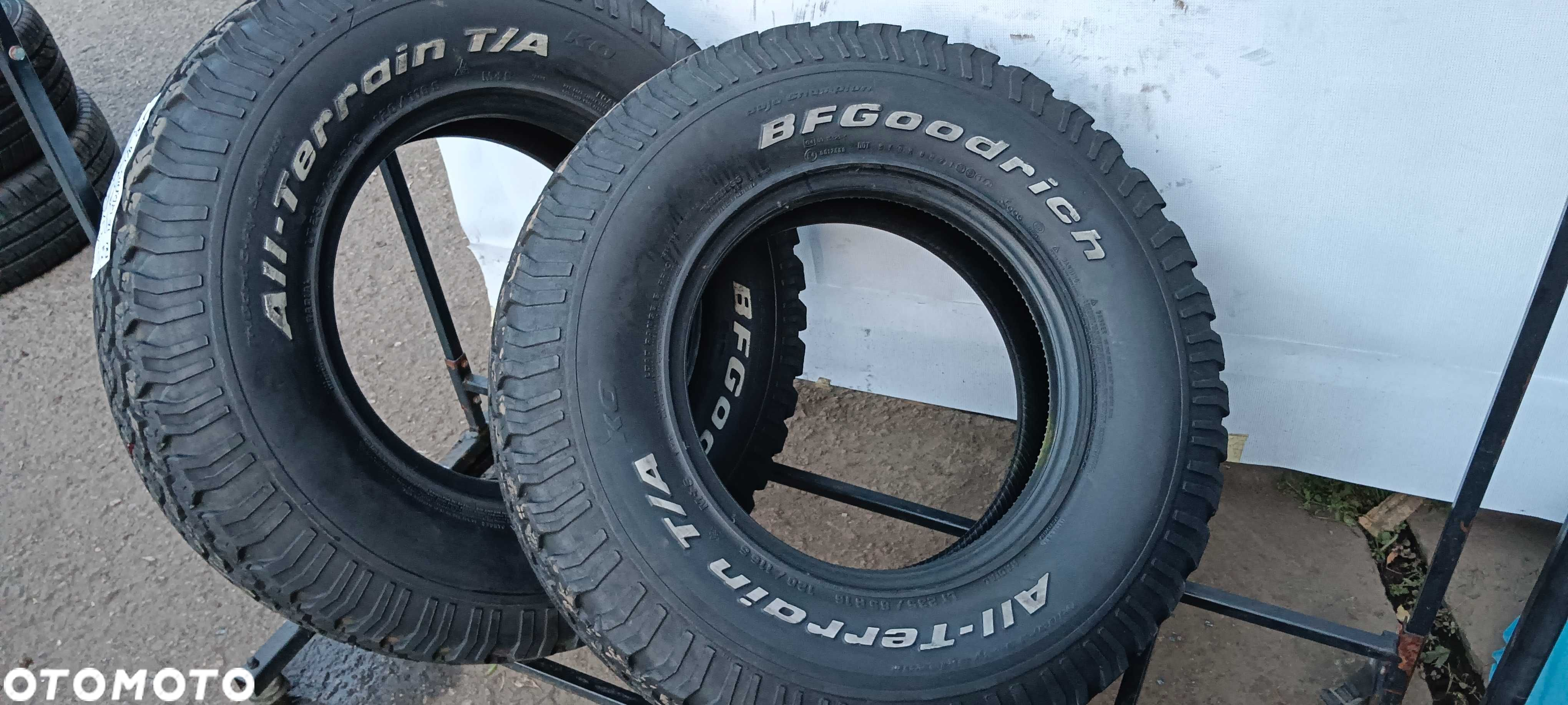 P512390M Para 235/85R16 BF-GoodRich All- Terrain T/a dot.2610 - 5