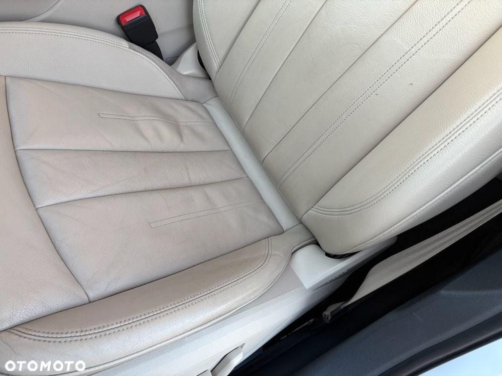 Audi A4 Limousine - 8
