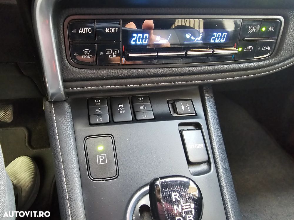 Toyota Auris 1.8 VVT-i Automatik Executive - 23