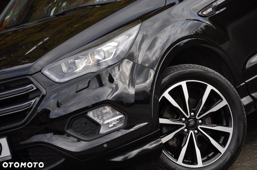 Ford Kuga 1.5 EcoBoost 2x4 Cool & Connect - 11