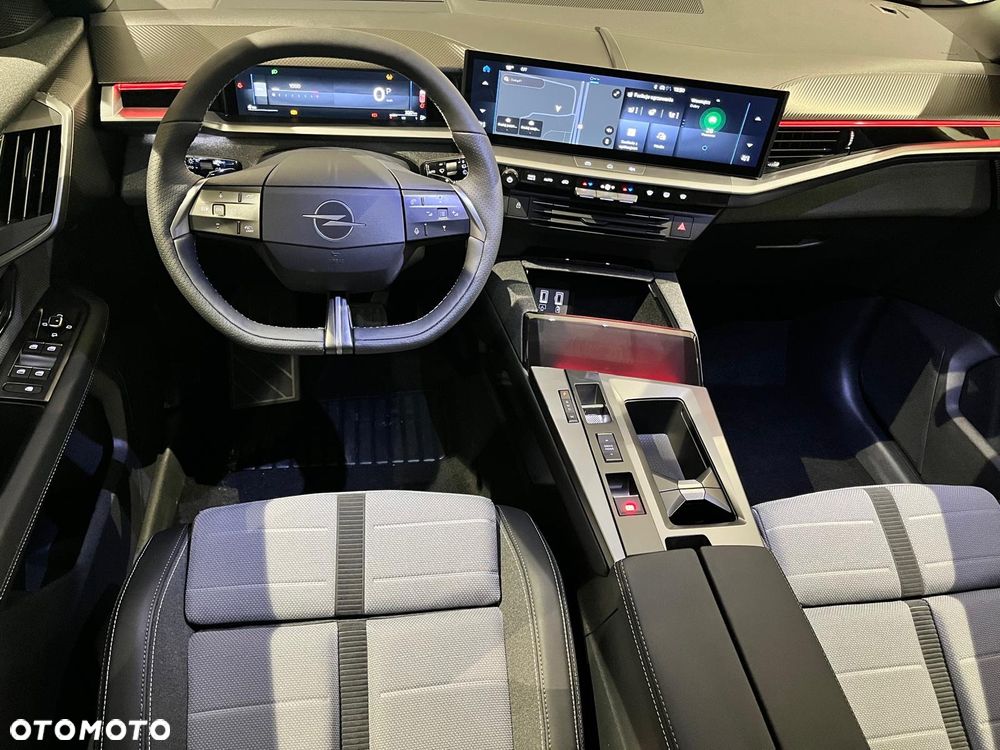 Opel Grandland 1.2 T mHEV GS S&S eDTC6 - 17