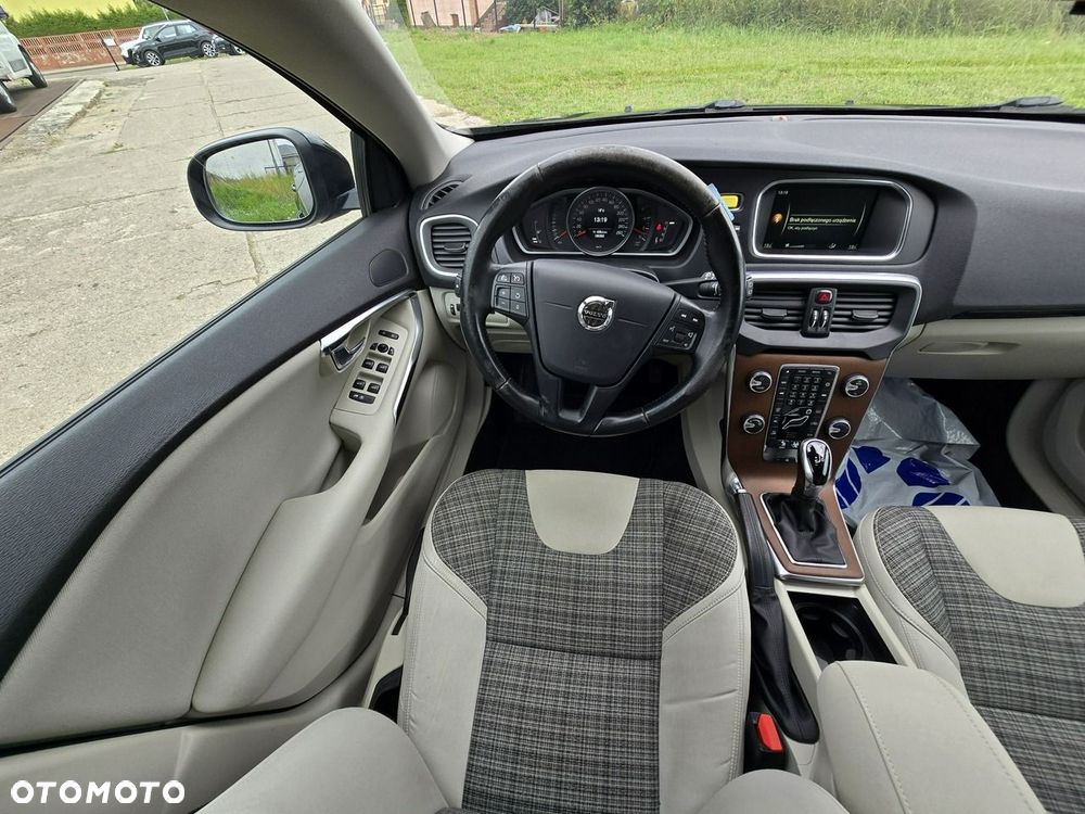 Volvo V40 - 17