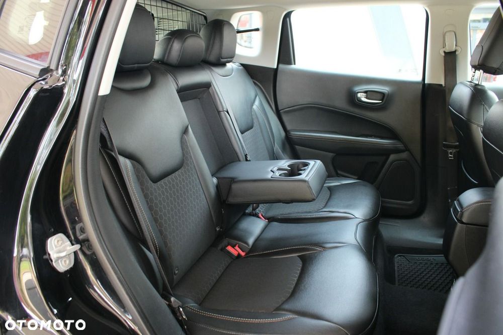 Jeep Compass 1.4 TMair Longitude FWD S&S - 12