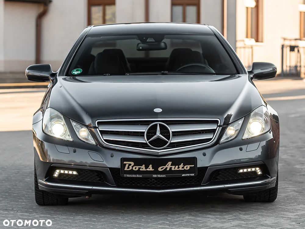Mercedes-Benz Klasa E 350 CDI DPF BlueEFFICIENCY 7G-TRONIC Avantgarde - 4