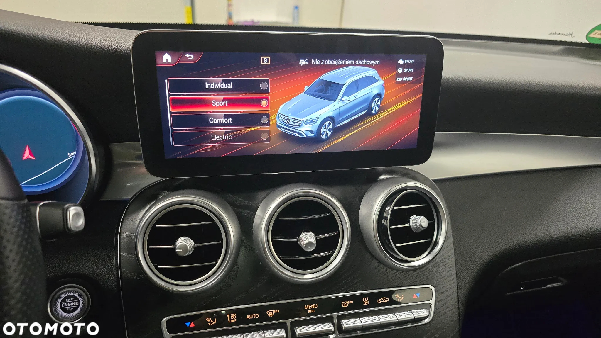 Mercedes-Benz GLC 300 de 4Matic 9G-TRONIC AMG Line - 31