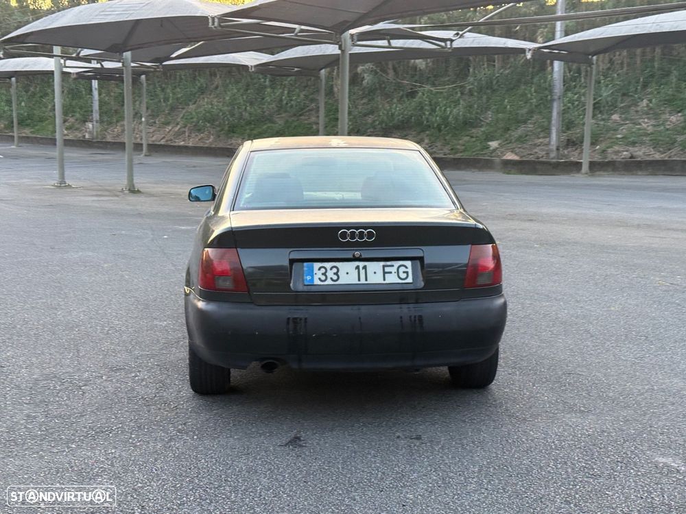 Audi A4 1.6 Plus - 6