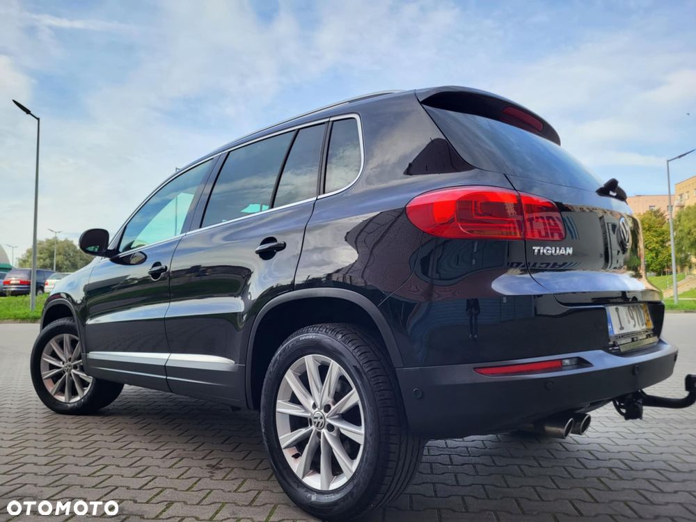 Volkswagen Tiguan 2.0 TDI DPF 4Motion BlueMotion Technology DSG Sport & Style - 24