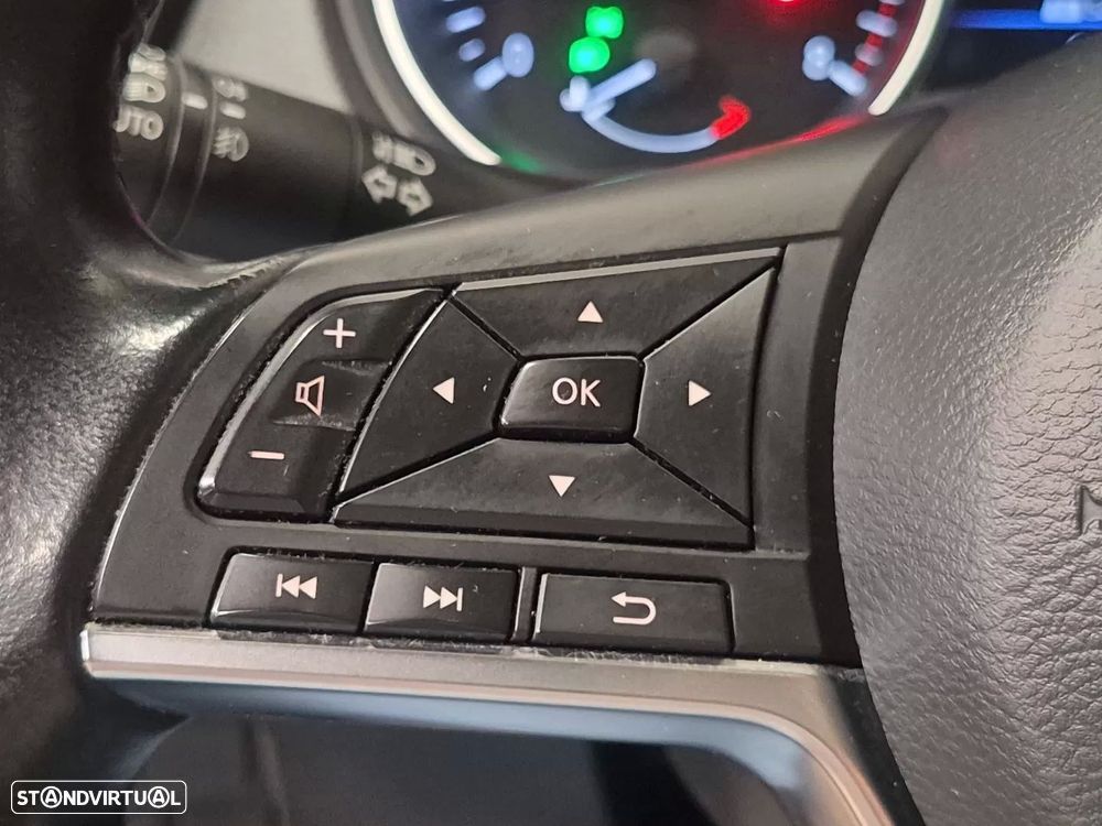 Nissan Qashqai 1.3 DIG-T N-Connecta LED+SKY - 13