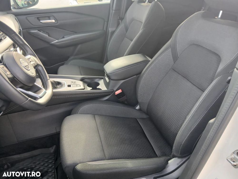 Nissan Qashqai 1.3 l MHEV N-Connecta - 12