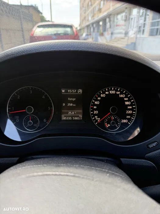 Volkswagen Jetta - 7