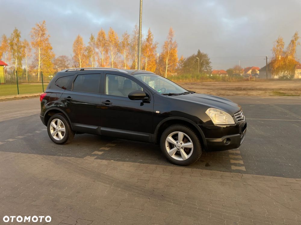 Nissan Qashqai+2 2.0 Visia - 8