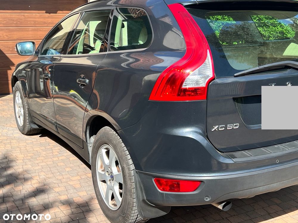 Volvo XC 60 DRIVe Momentum - 4
