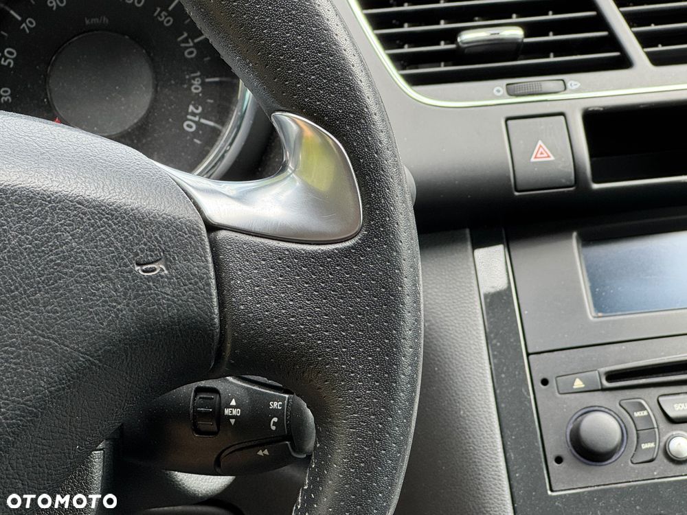 Peugeot 3008 HDi FAP 115 Active - 37