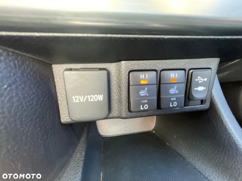 Toyota Auris 1.6 Valvematic Executive - 23