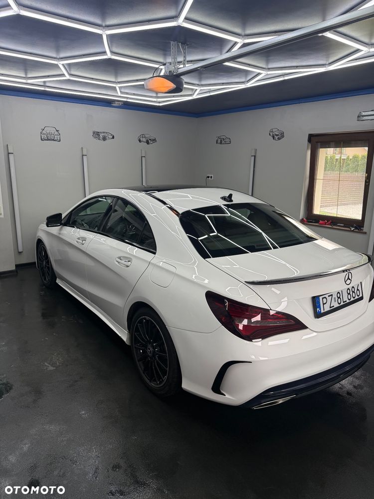 Mercedes-Benz CLA 250 4-Matic AMG Line - 9