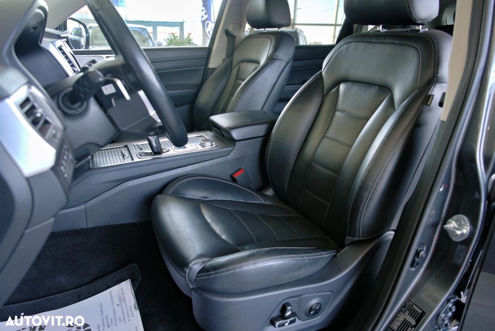 SsangYong REXTON 2.2 4WD Aut. Lux - 23