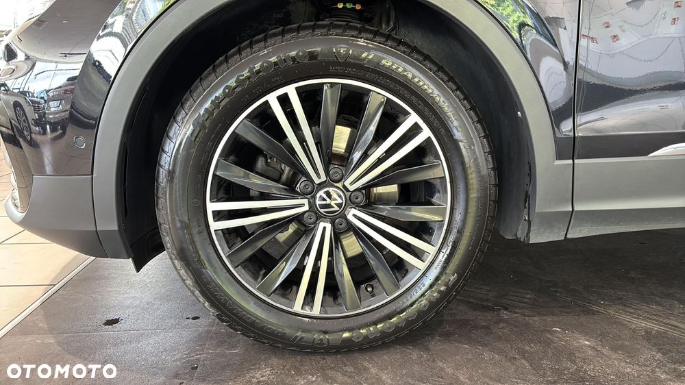 Volkswagen Tiguan 2.0 TDI SCR Elegance DSG - 18