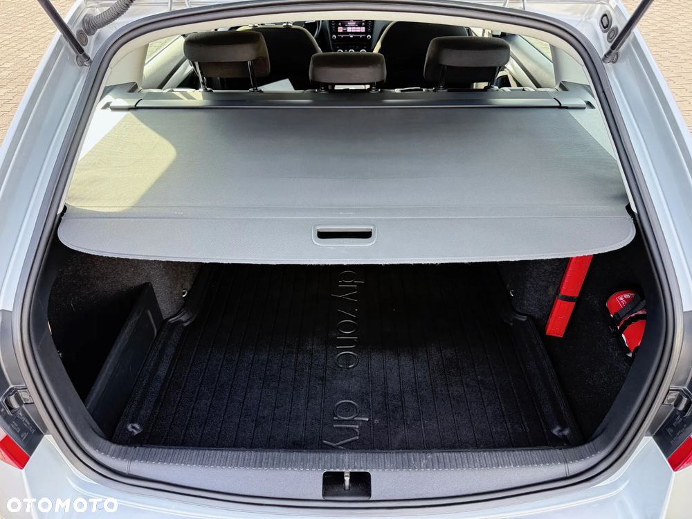 Skoda Octavia 2.0 TDI Ambition DSG - 9