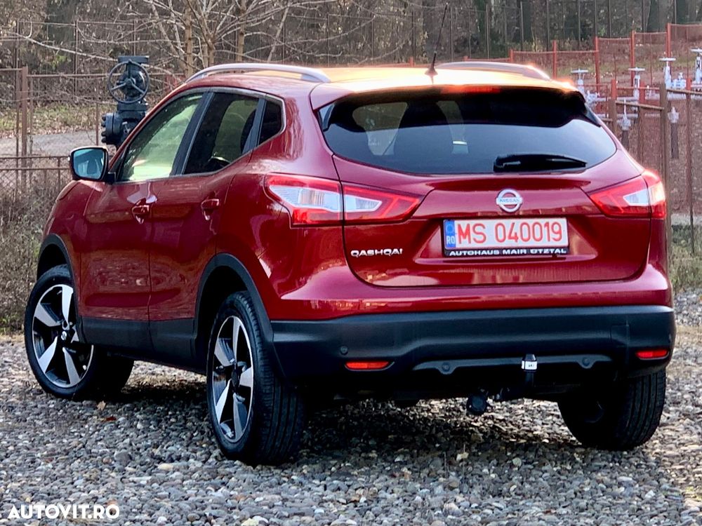 Nissan Qashqai 1.6 DCI ALL-MODE 4x4i 360 - 4
