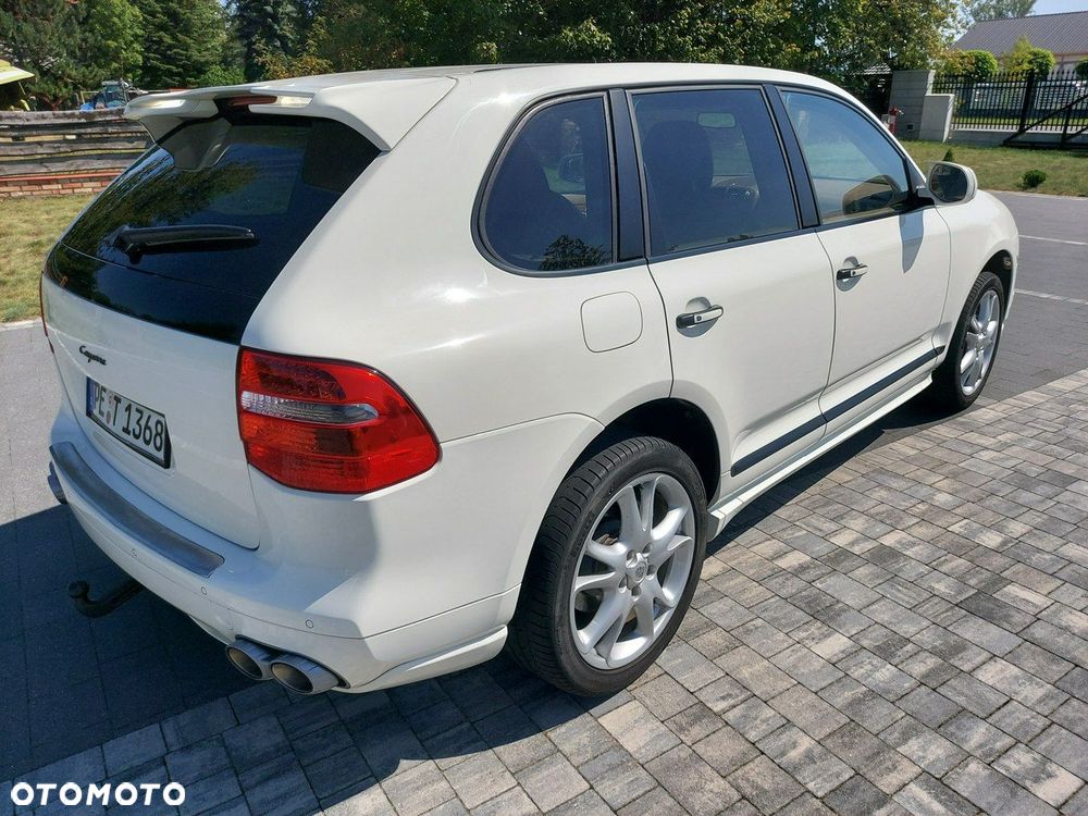 Porsche Cayenne - 13