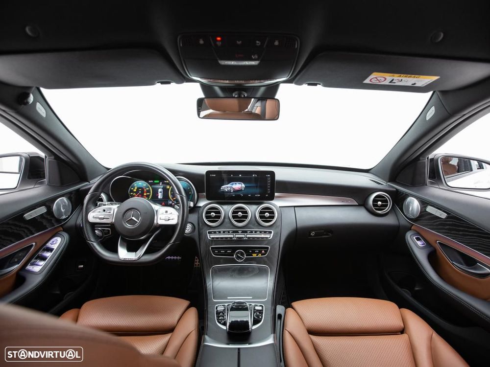 Mercedes-Benz C 300 — fotografia 6