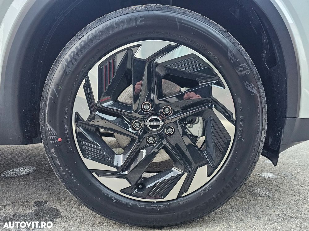 Nissan Qashqai 1.3 l MHEV X-Tronic N-Connecta - 18