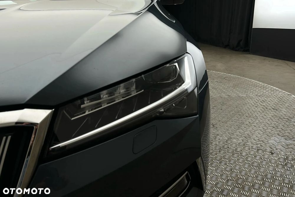Skoda Superb 2.0 TDI 4x4 DSG L&K - 16