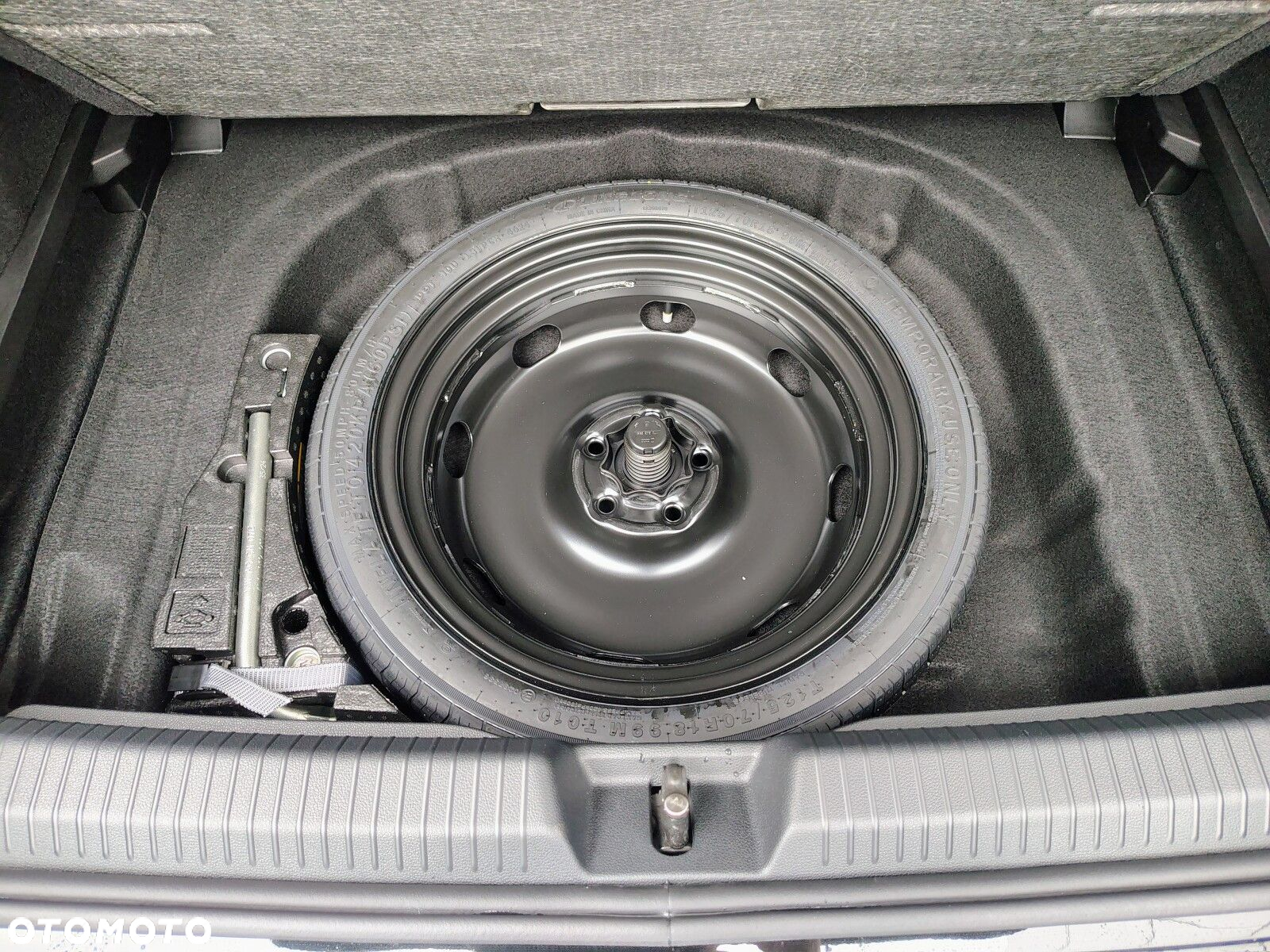 Volkswagen Golf - 8