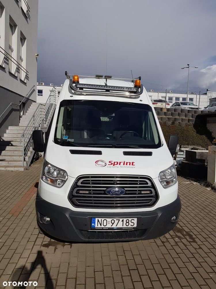 Ford Transit - 1