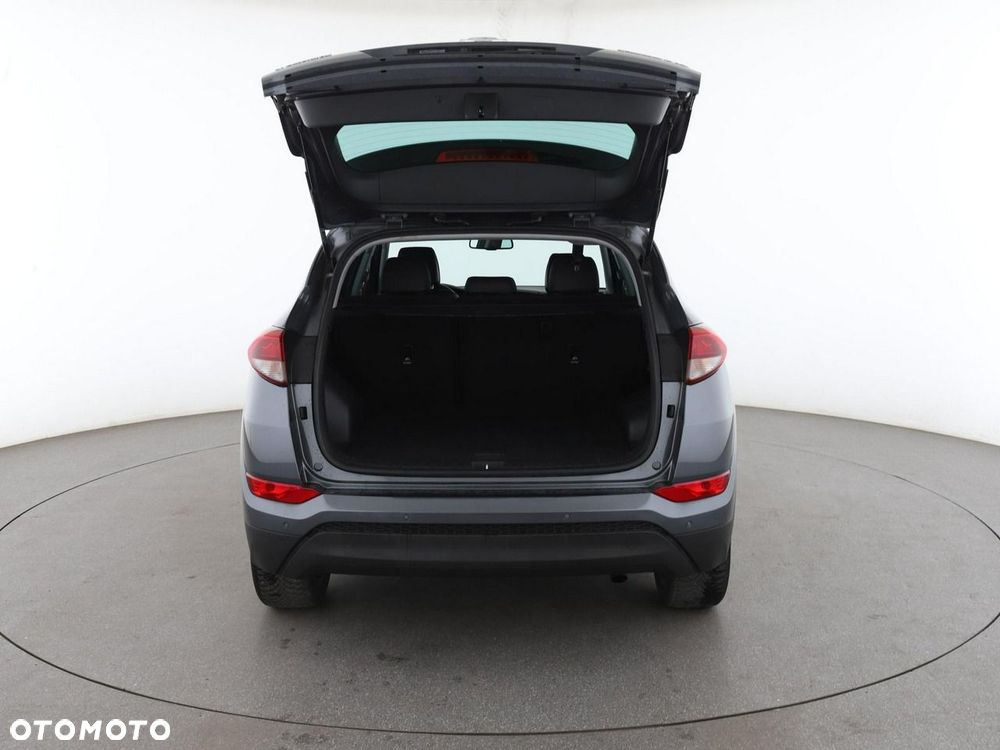 Hyundai Tucson 1.7 CRDI BlueDrive Comfort 2WD - 20