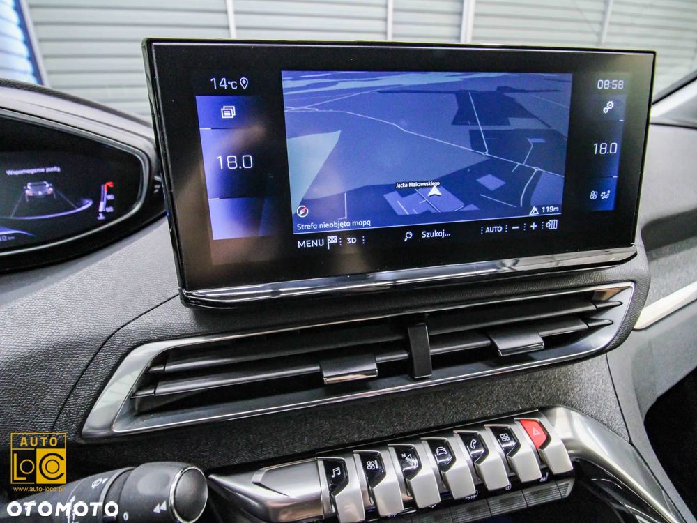 Peugeot 3008 1.2 PureTech Allure S&S EAT8 - 19