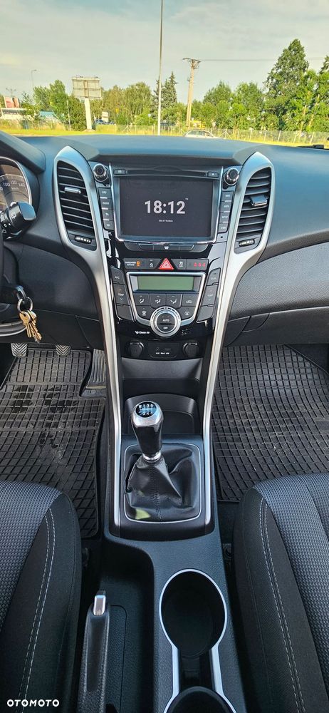 Hyundai i30 1.6 Classic - 9