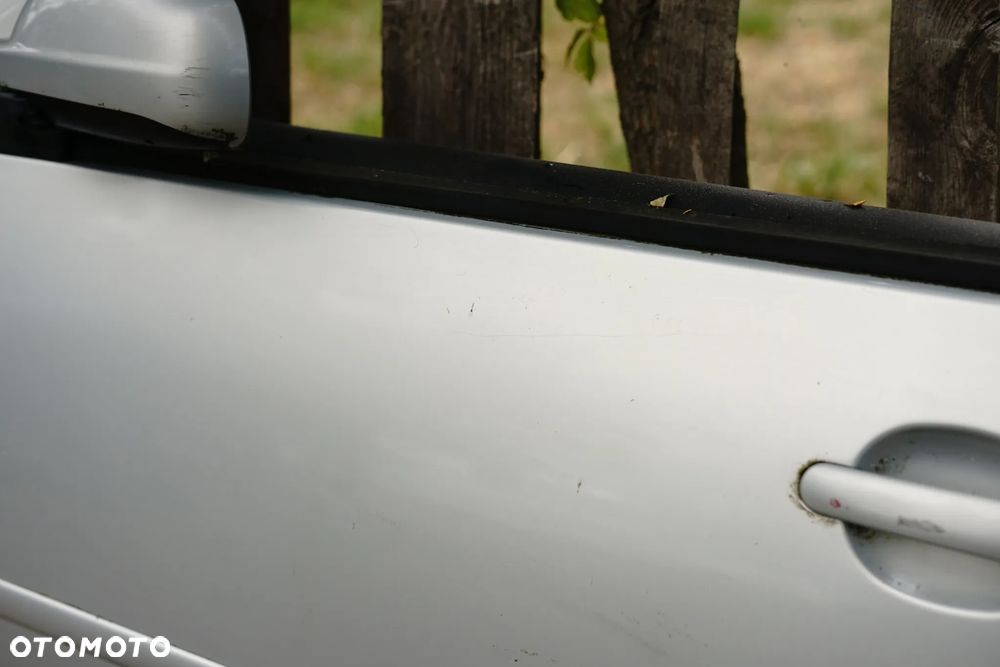 Drzwi przód przednie lewe VW Golf IV 5d HB LB7Z - 8