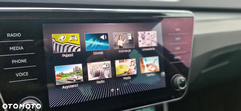 Skoda Superb ver-1-5-tsi-style - 29