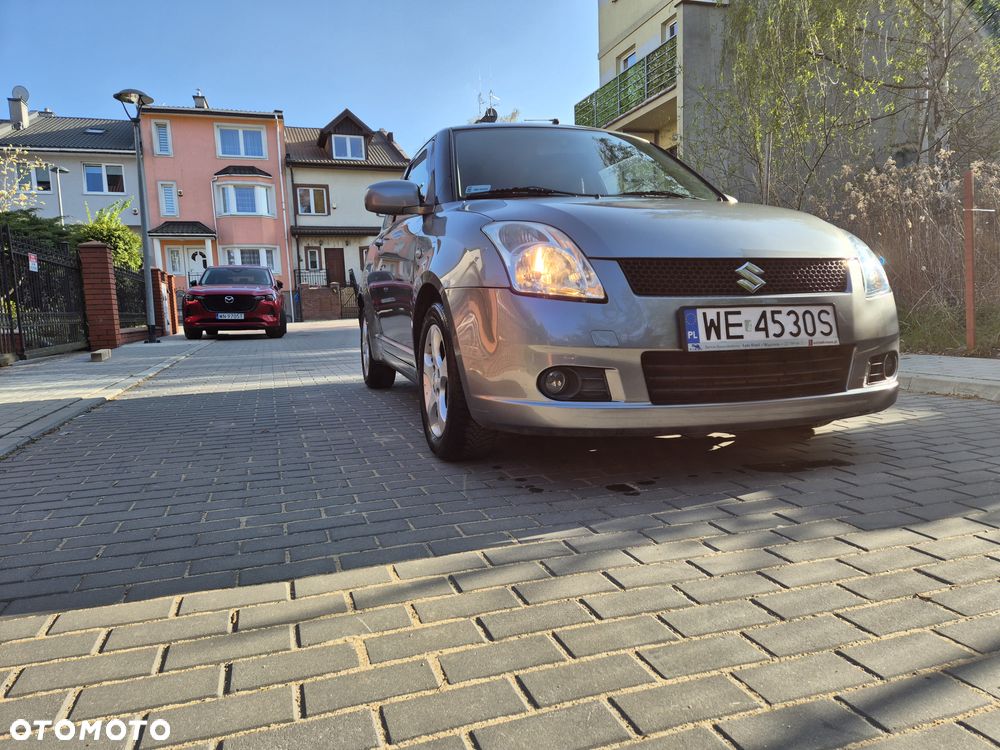 Suzuki Swift 1.3 GLX / Comfort - 2