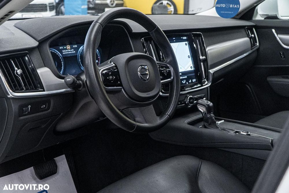 Volvo S90 D4 Geartronic Momentum Pro - 7