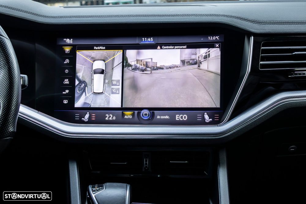 VW Touareg 3.0 TDI V6 R-Line - 37