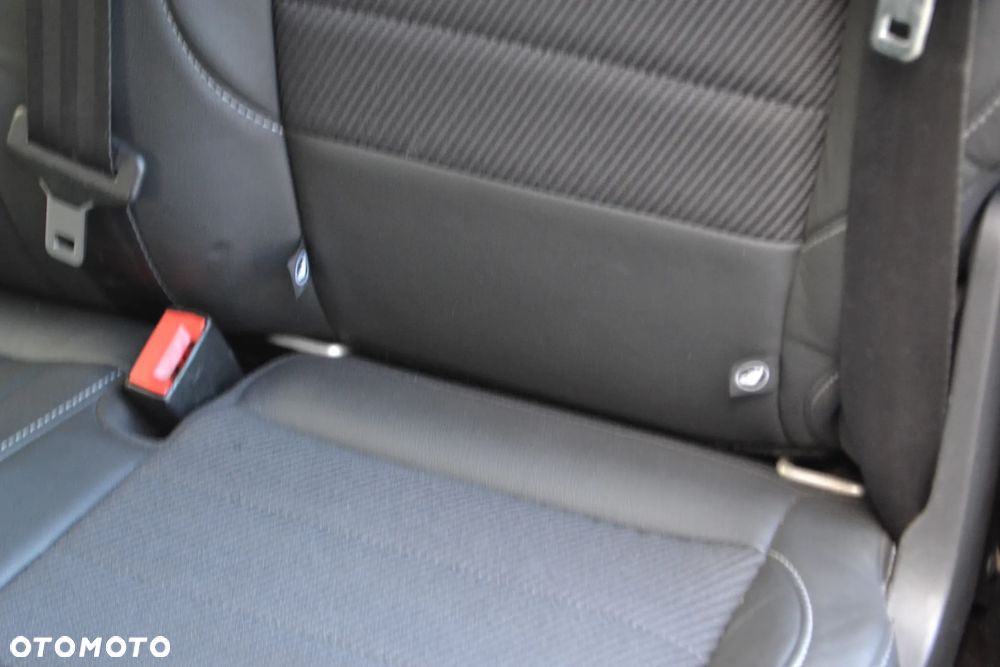 Ford Kuga - 22